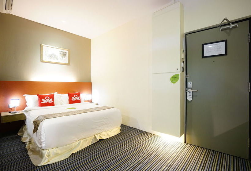 هتل Zen Rooms Changi Village