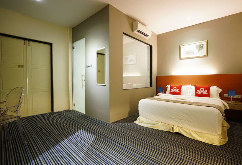 هتل Zen Rooms Changi Village