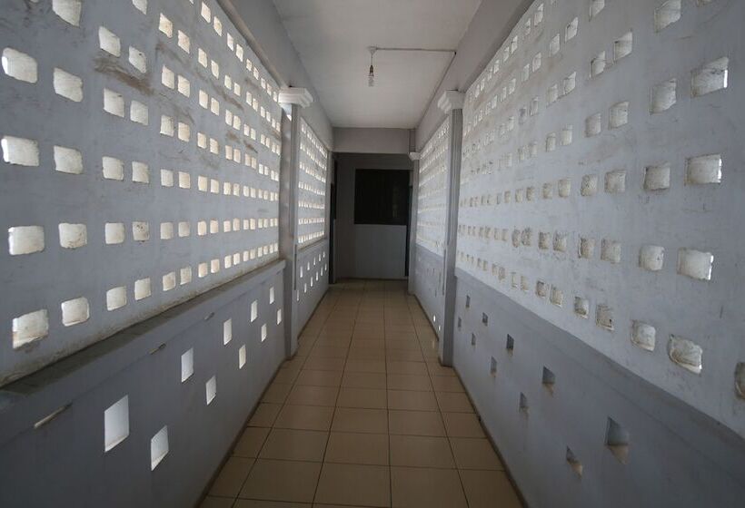 St. Sam Hotel Kamusi