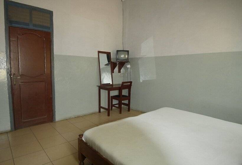 St. Sam Hotel Kamusi