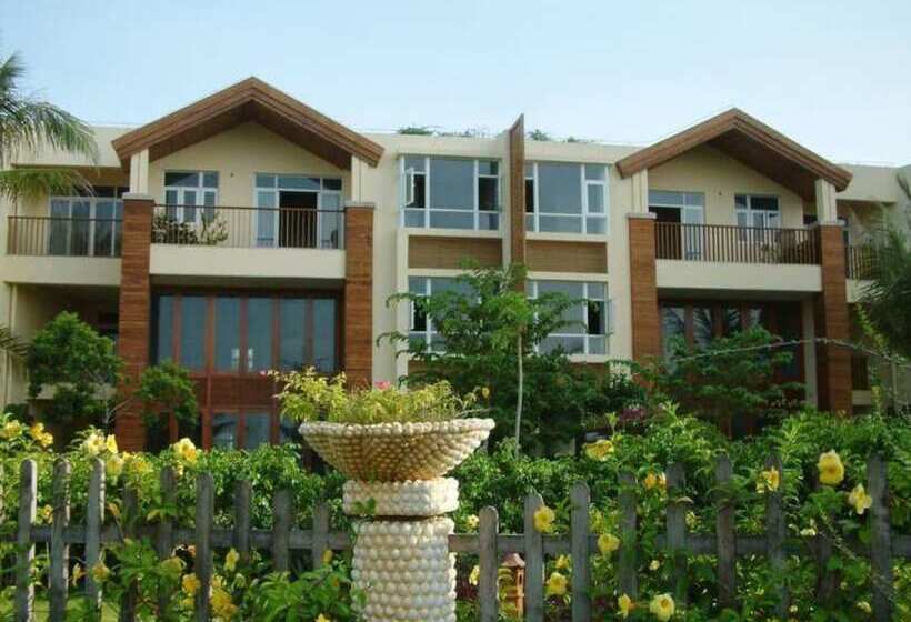 Sunshine Coast Seaview Holiday Apartment