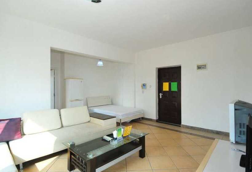 Sunshine Coast Seaview Holiday Apartment