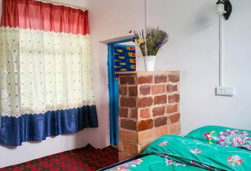 Turpan Dap Youth Hostel