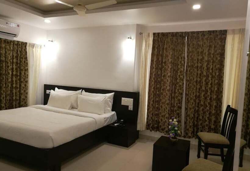 בית מלון כפרי Amrut Aura