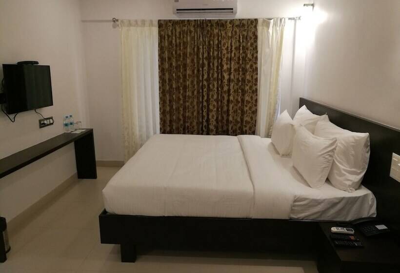 בית מלון כפרי Amrut Aura