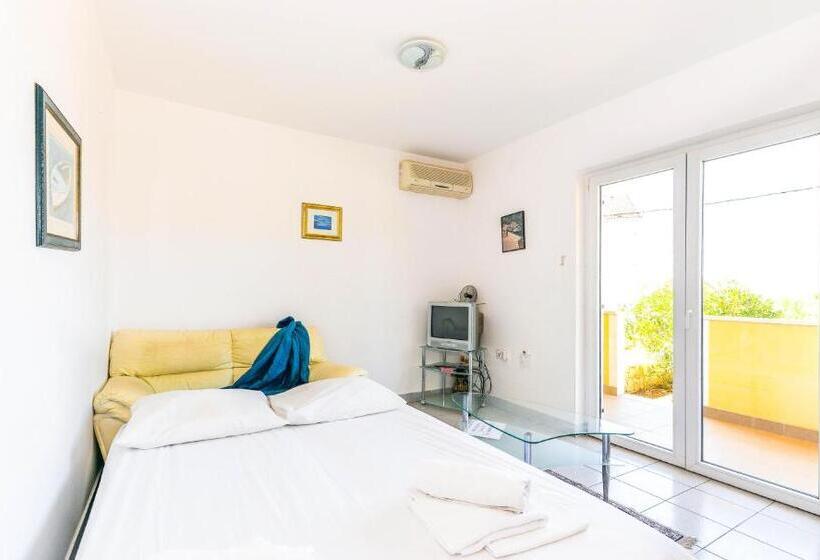 בית מלון כפרי Apartments Silvia