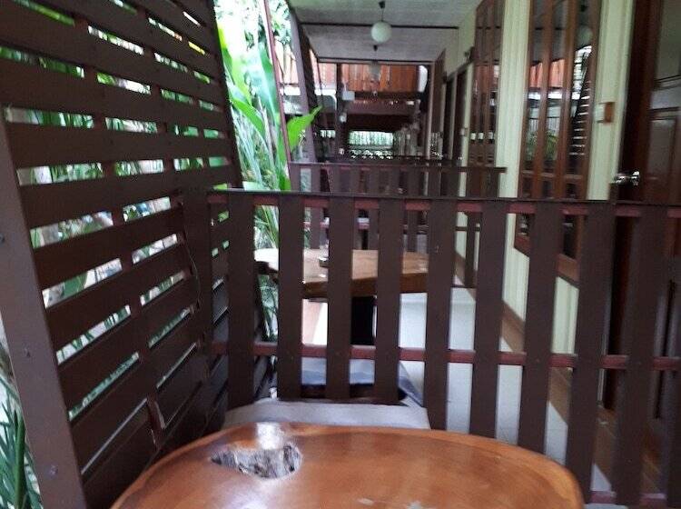 בית מלון כפרי Baan Kitsada