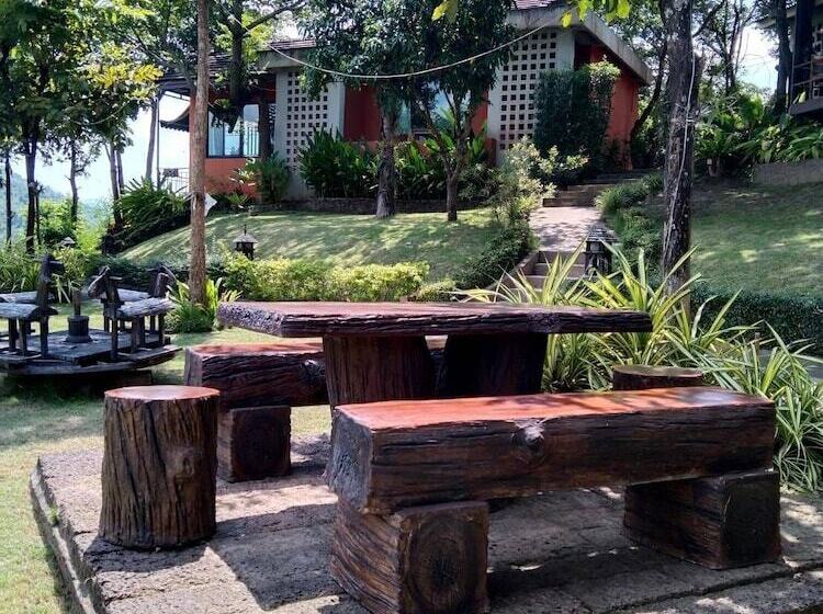 酒店 Baan Phuchalianglom