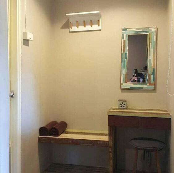 Отель Baan Phuchalianglom