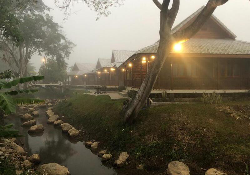 בית מלון כפרי Ban Suan Tawan Chiang Dao
