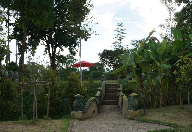 בית מלון כפרי Ban Suan Tawan Chiang Dao