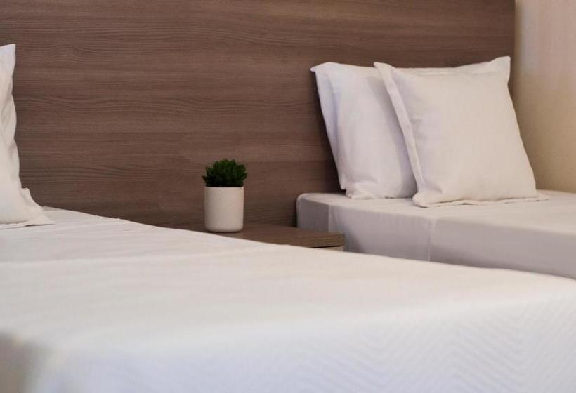 هتل Blubay Apartments