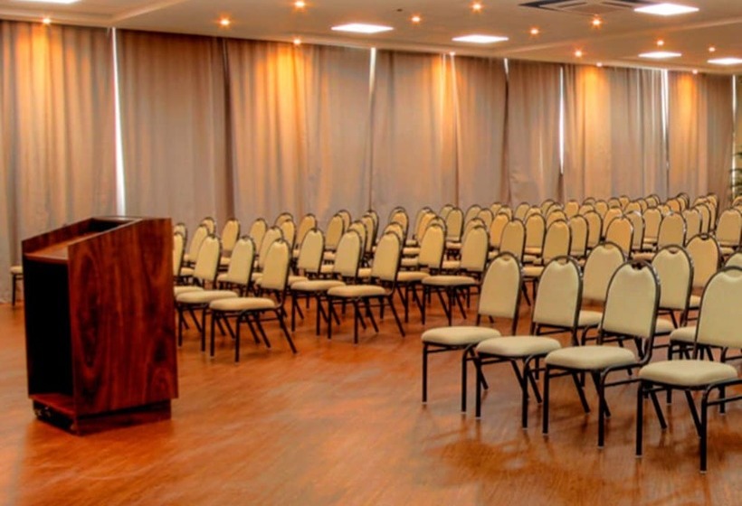 酒店 Bristol Aline