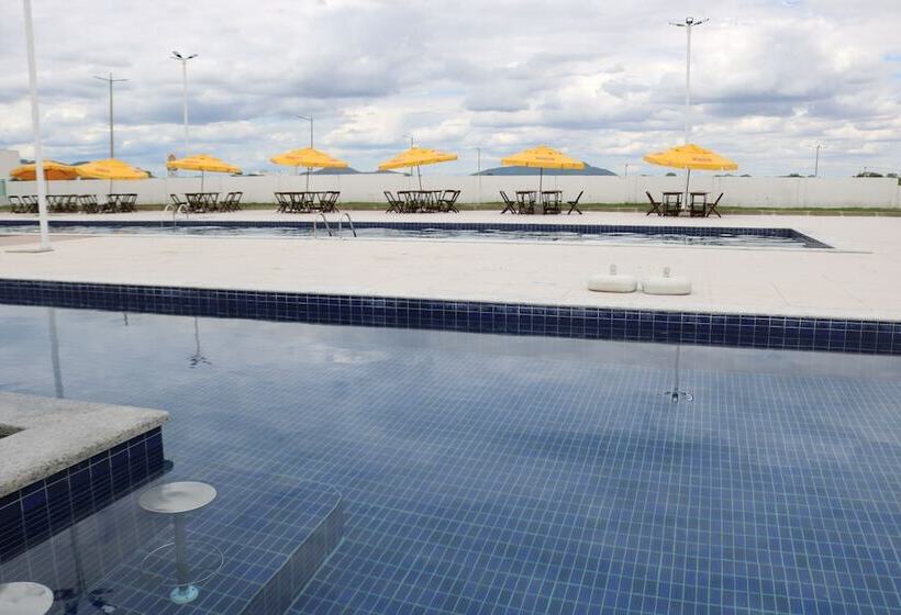 酒店 Bristol Aline