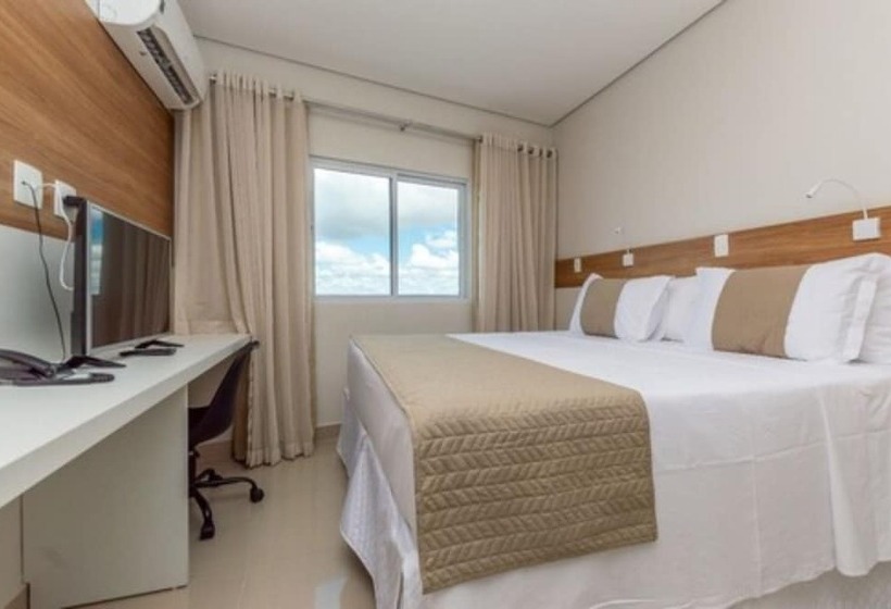 酒店 Bristol Aline