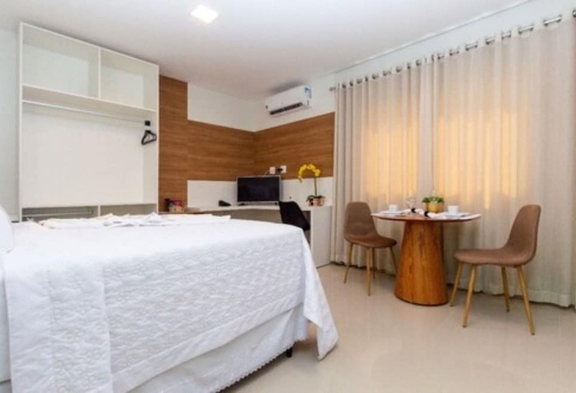 酒店 Bristol Aline