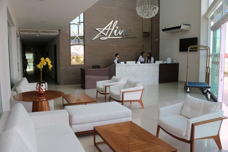 酒店 Bristol Aline