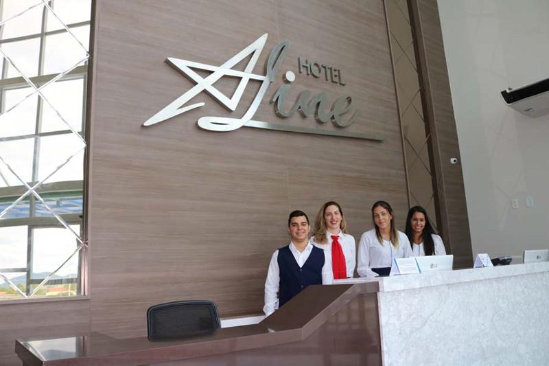 酒店 Bristol Aline