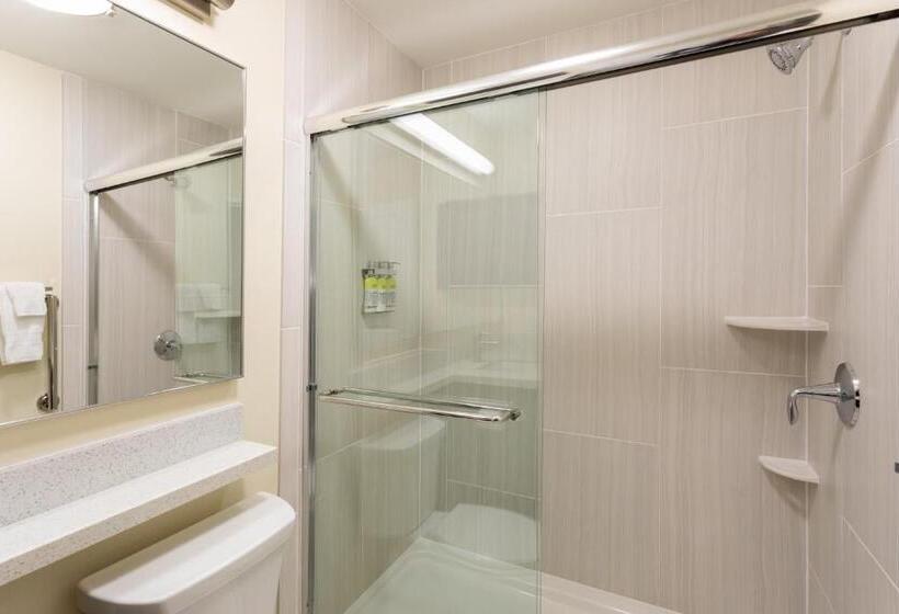 בית מלון כפרי Candlewood Suites   Rochester Mayo Clinic Area