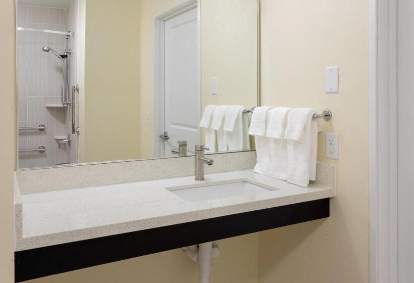 فندق Candlewood Suites   Rochester Mayo Clinic Area