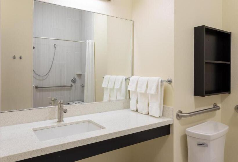 فندق Candlewood Suites   Rochester Mayo Clinic Area