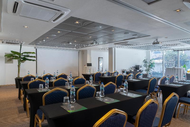 Отель Capital Bellet