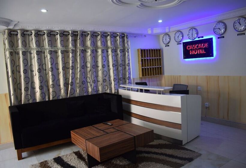ホテル Cascade