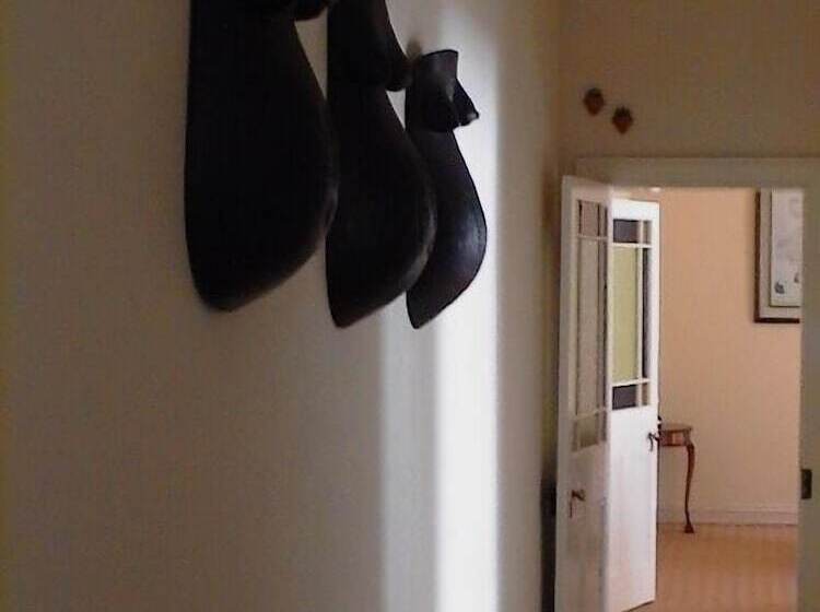 ホテル Cedar Falls