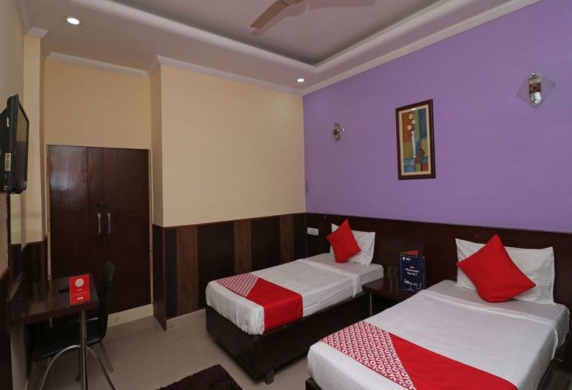 Отель Chilana Tower And Restaurant