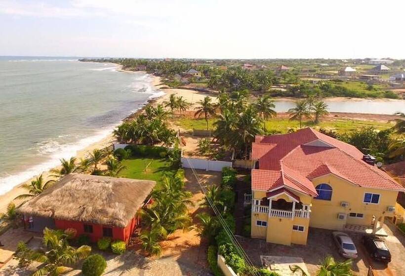 هتل Coconut Pointe Villa & Beach Resort