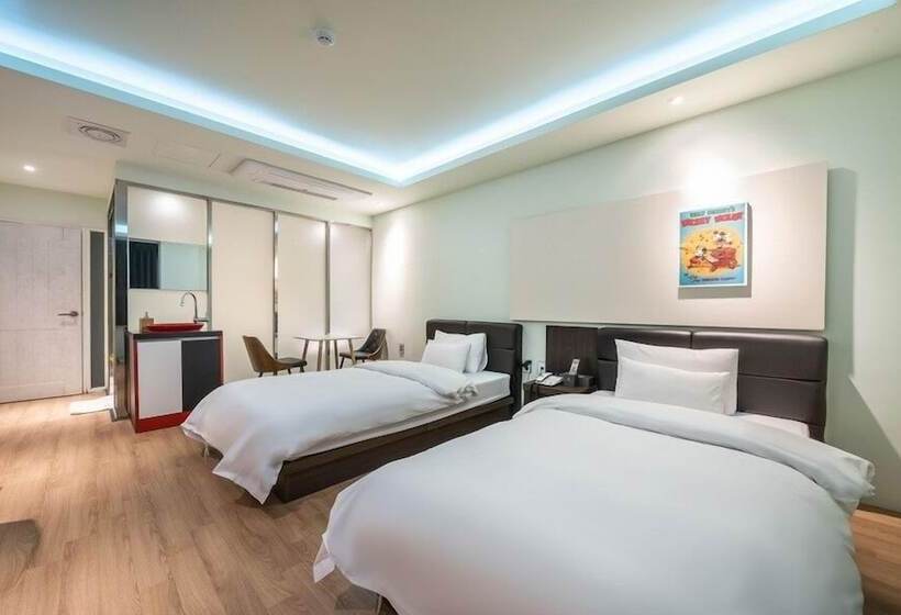 בית מלון כפרי Gimpo Pentastar