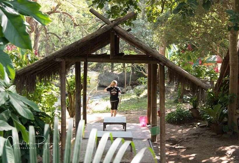 Отель Gym Bangarang Muay Thai And Fitness Resort