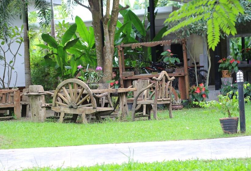 Отель Gym Bangarang Muay Thai And Fitness Resort