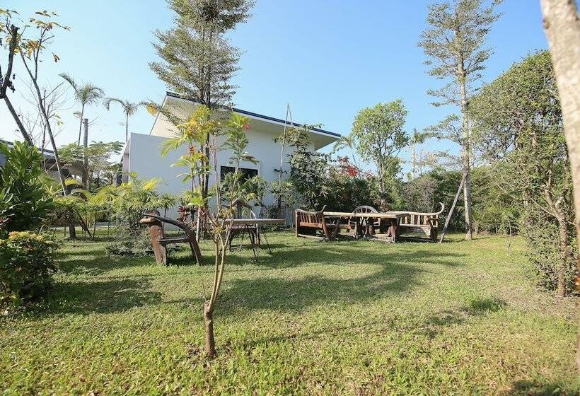 Отель Gym Bangarang Muay Thai And Fitness Resort