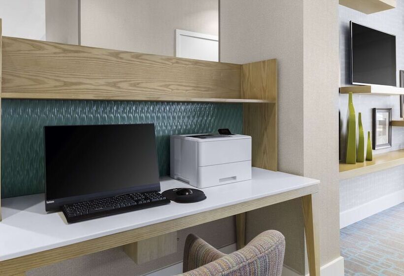 هتل Continental Miami Beach, Tapestry Collection By Hilton