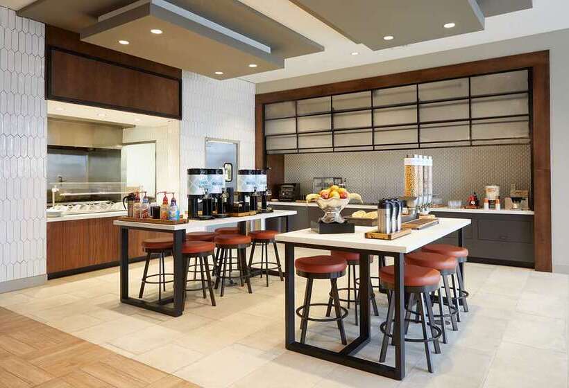 Отель Hilton Garden Inn Elizabethtown, Ky