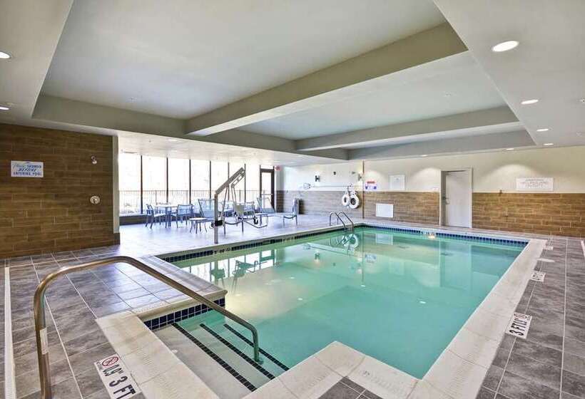 בית מלון כפרי Hilton Garden Inn Gastonia