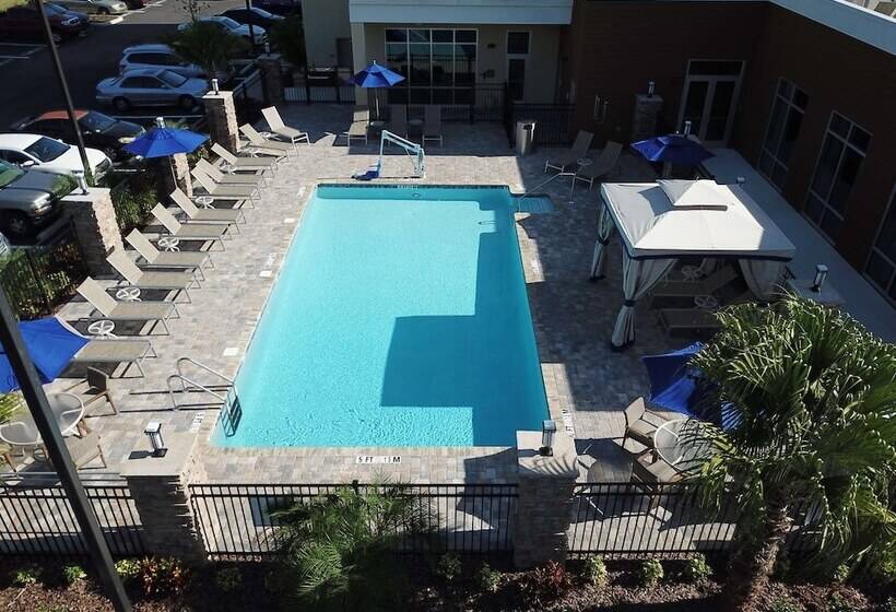 فندق Hilton Garden Inn Tampa Wesley Chapel, Fl