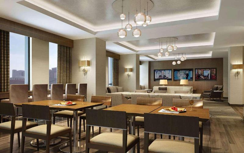 هتل Hilton Rochester Mayo Clinic Area