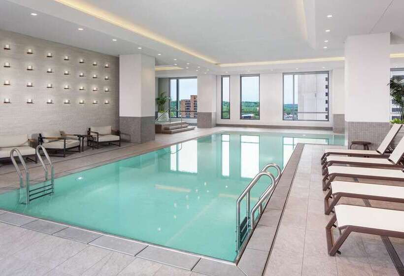 هتل Hilton Rochester Mayo Clinic Area