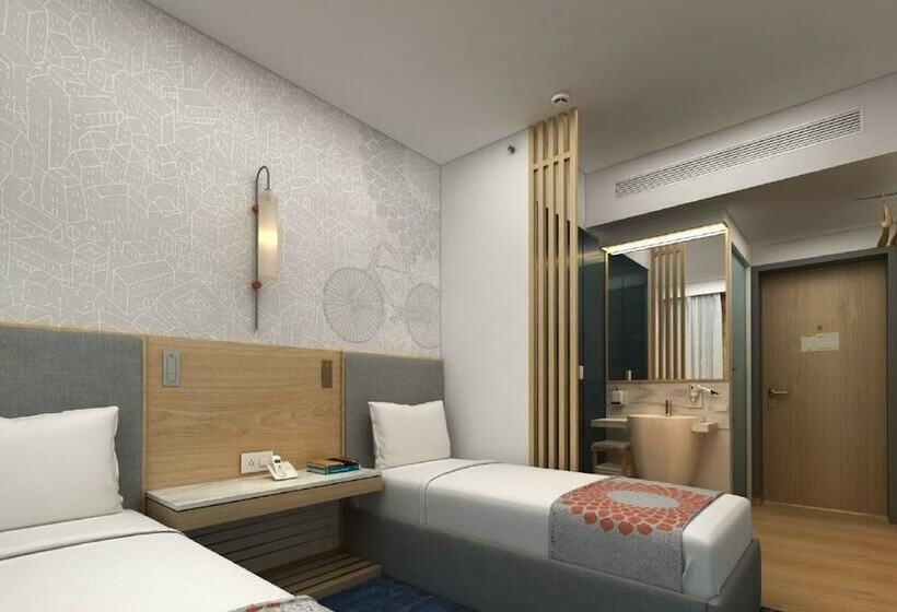 בית מלון כפרי Holiday Inn Express Bengaluru Yeshwantpur, An Ihg