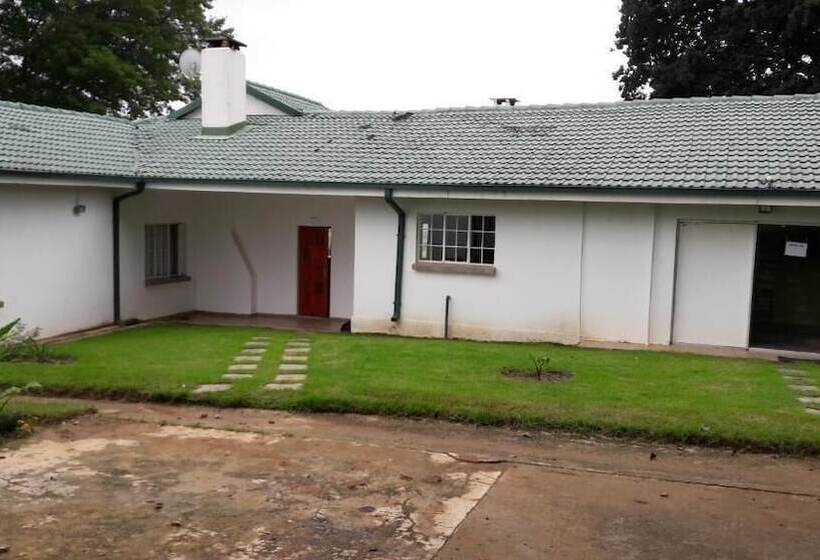 בית מלון כפרי Hoyo Hoyo Machadostud Lodge