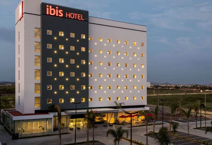 ホテル Ibis Mazatlan Marina
