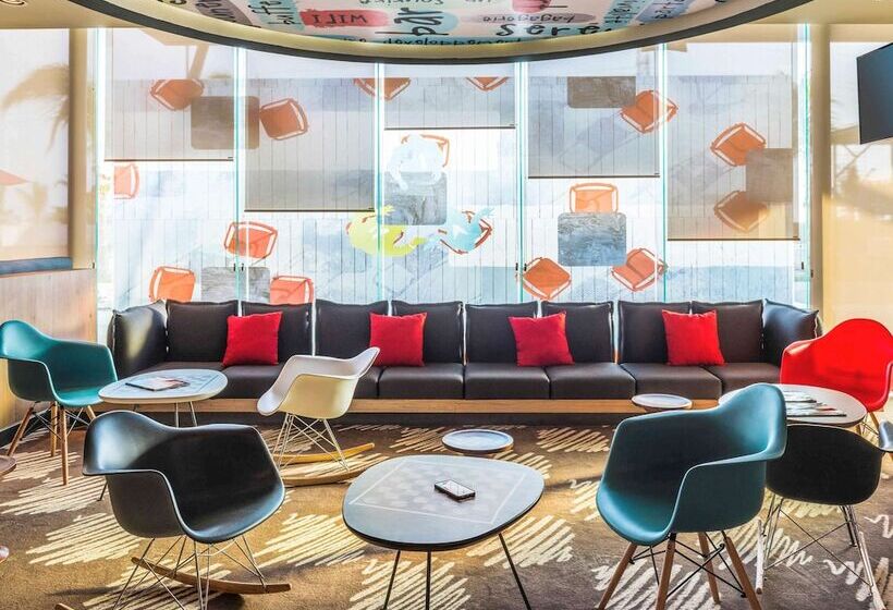 ホテル Ibis Mazatlan Marina