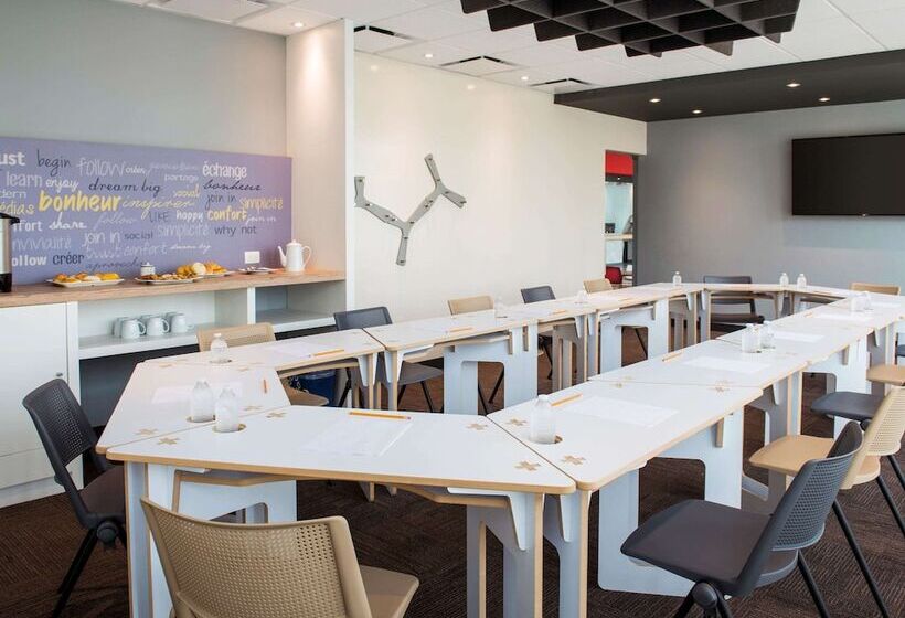 ホテル Ibis Mazatlan Marina