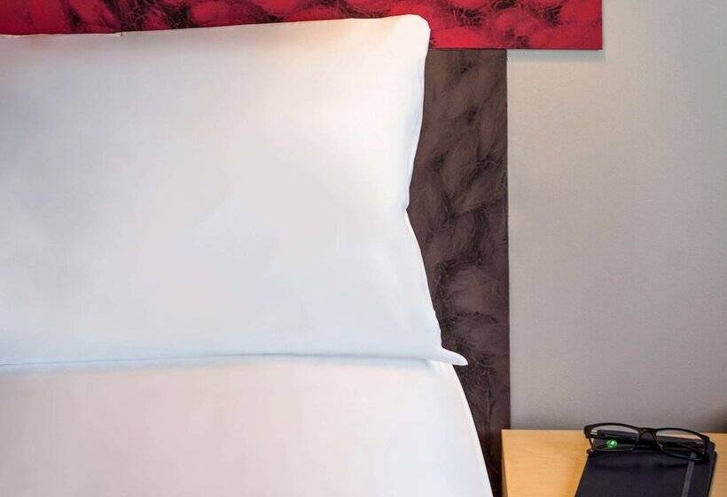 ホテル Ibis Mazatlan Marina