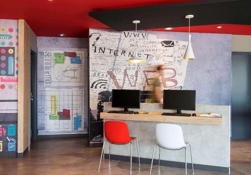 ホテル Ibis Mazatlan Marina