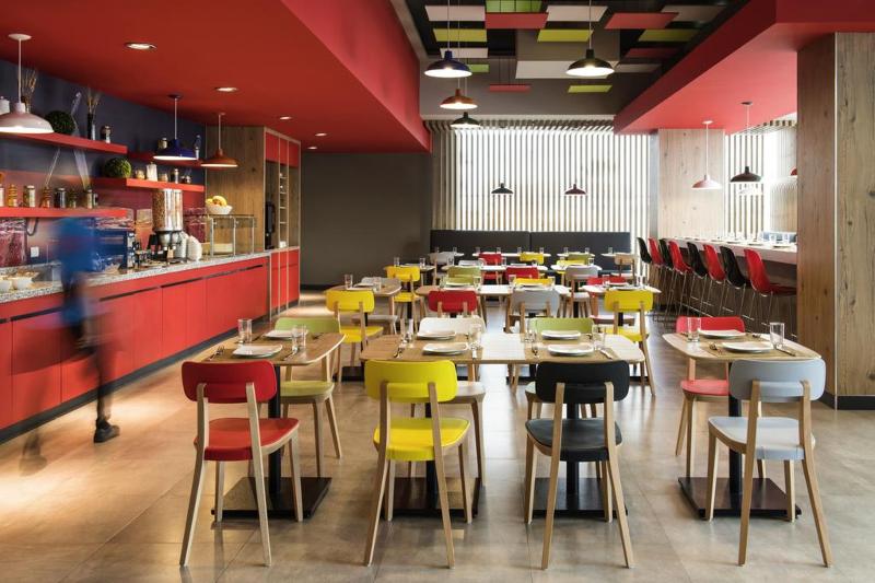 ホテル Ibis Mazatlan Marina