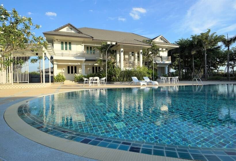 בית מלון כפרי Leelawadee Resort Saraburi