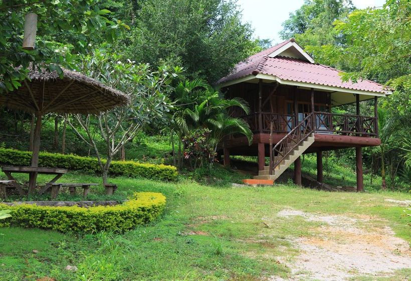 فندق Lom Rak Resort